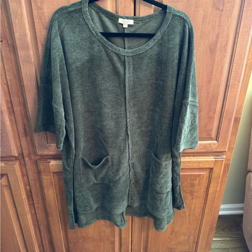 NEW Olive Green Oversized Sweater with Pockets